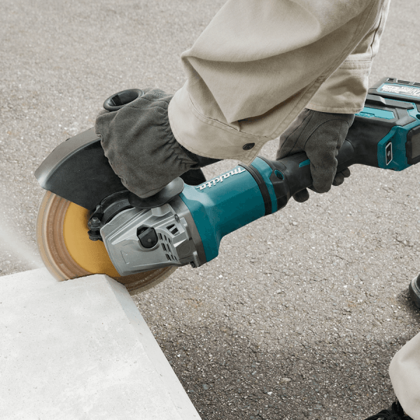 Makita GA038GM201 40V Cordless Angle Grinder 9 Makita GA038GM201 40V Cordless Angle Grinder 9